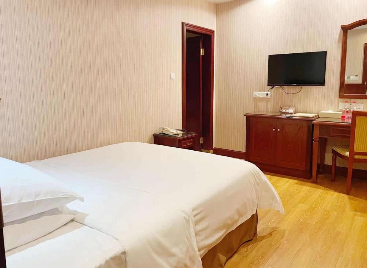 Vienna Hotel Shenzhen Pinghu Square Exterior foto